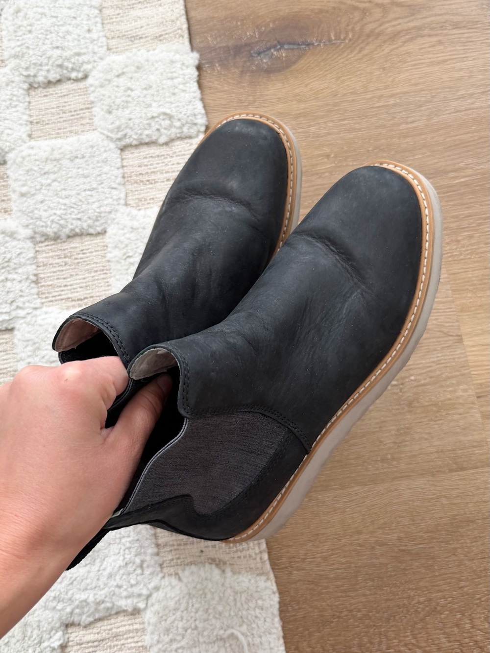 Kodiak Chelsea Boot in Black - Picture 3 of 8